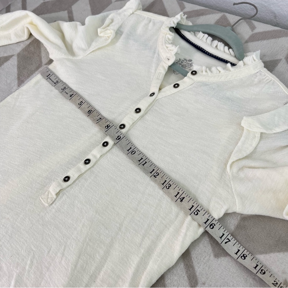 Pilcro Anthropologie Ruffled Henley Top size Small Creme Knit‎ Shirt Longsleeve - Picture 7 of 9
